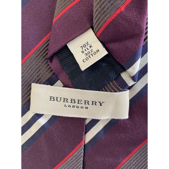 BURBERRY LONDON Burgundy Striped Silk Tie Made In Italy 59"/ 3".1/2 EX COND - Picture 5 of 5